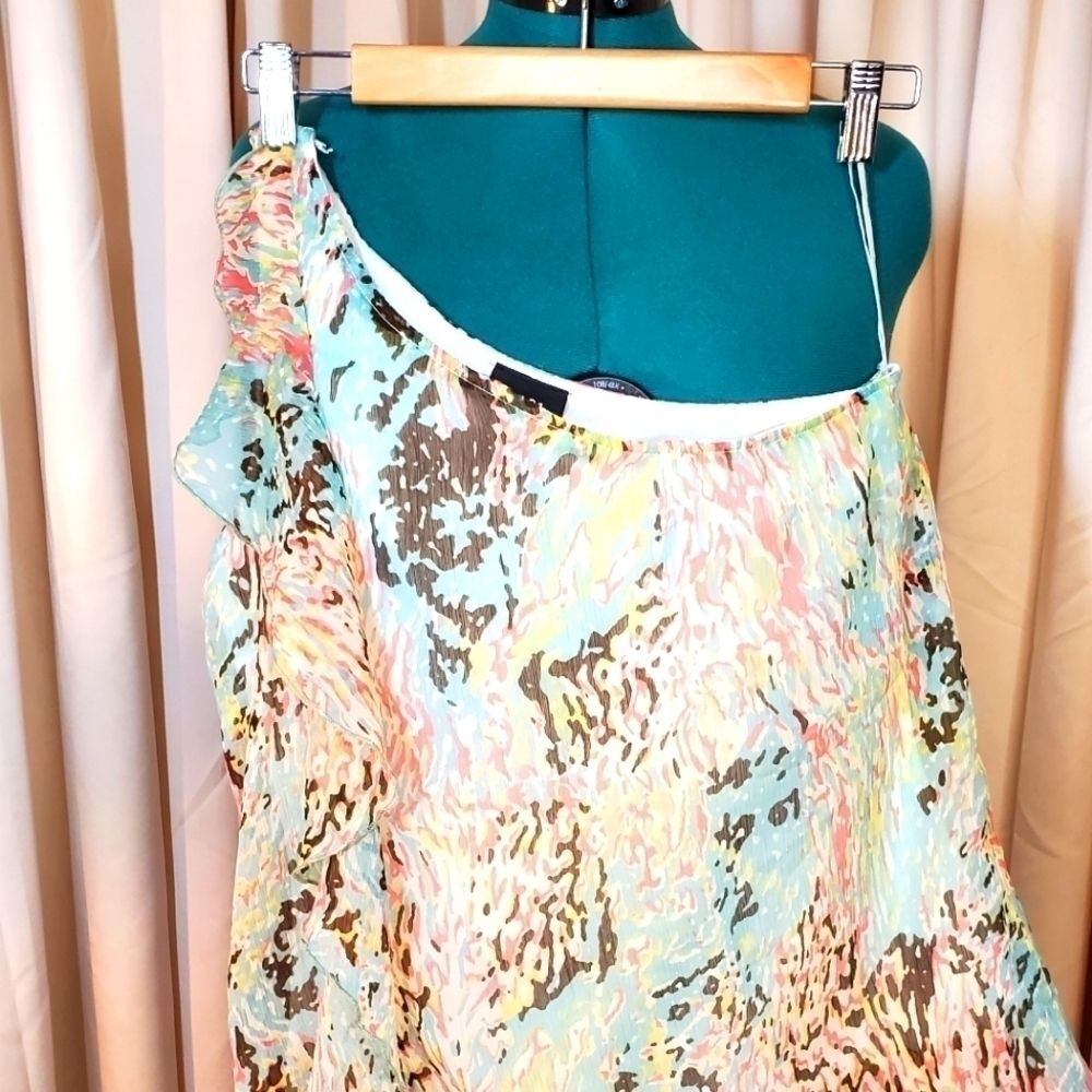 0013. Rue 21 ~Let the Ruffle Fall from One Shoulder to the Blousened Hem